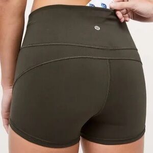 Lululemon In Movement Short *Everlux 2.5" size 10